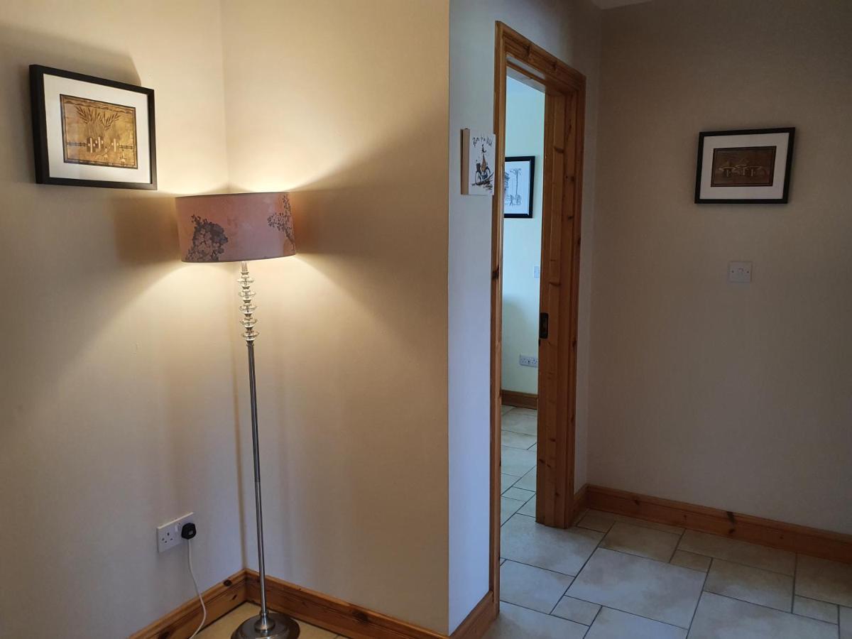 Seaview Apt In Buncrana With Balcony公寓 外观 照片
